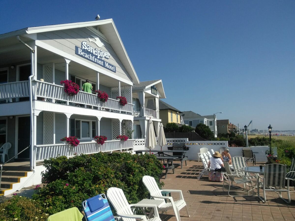 Sandpiper Motel - Family Friendly Beachfront Motel in Old Orchard Beach